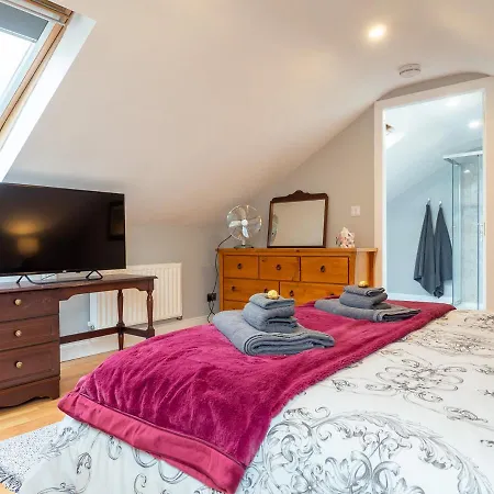 Cloonan House منزل للإقامة كليفدين